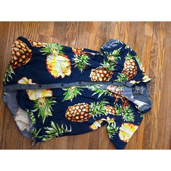 Broken Threads Large Hawaiian Shirt - Picture 1 of 2